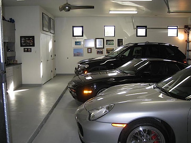 3-Car-Garage